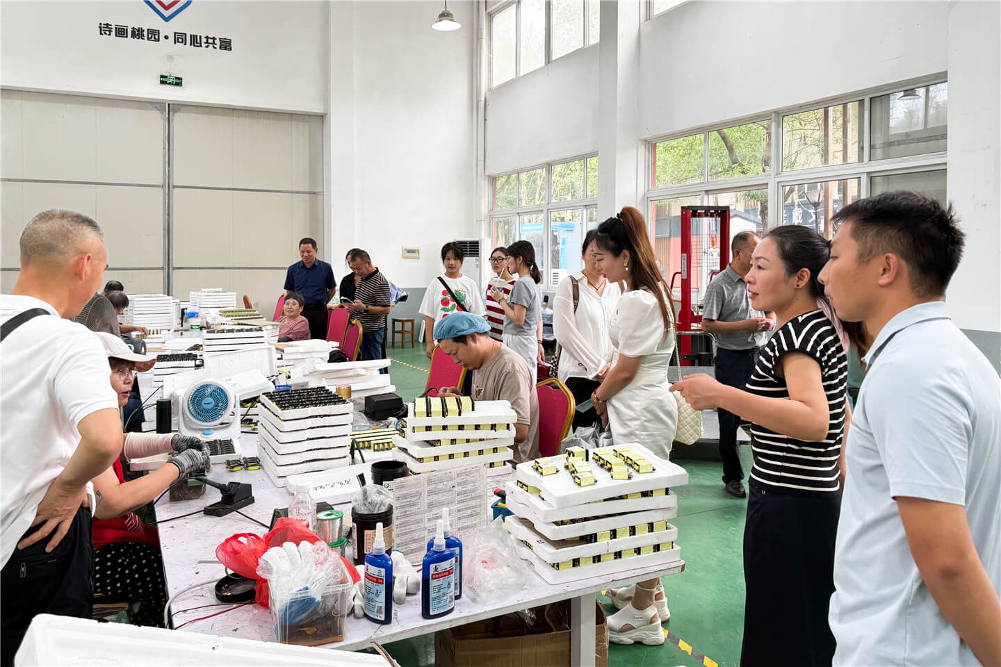 202509150846366121.jpg 4.jpg